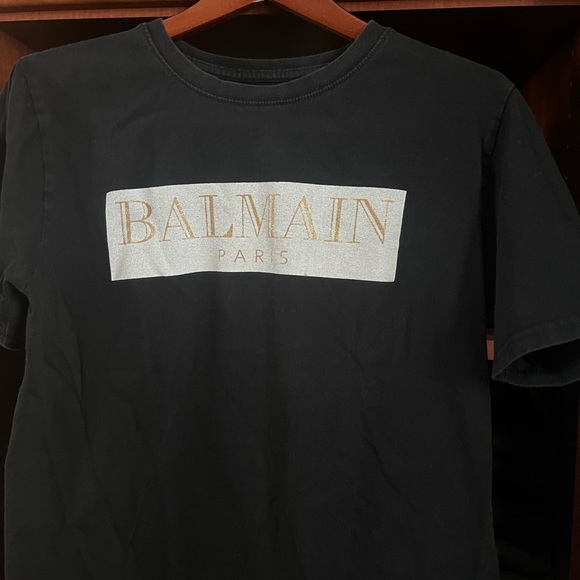 BALMAIN authentic size large tee. Used. - Picture 5 of 6